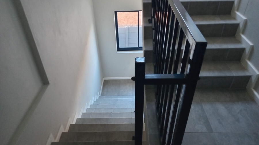 2 Bedroom Property for Sale in Table View Western Cape